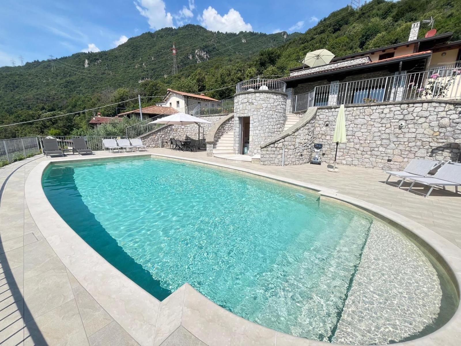 Ferienwohnung Il Bacio Del Sole Lovere Exterior foto